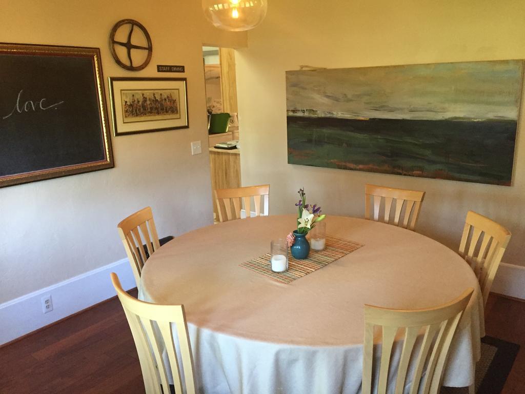 Aberdeen Stone Cottage B&B Traverse City Bagian luar foto